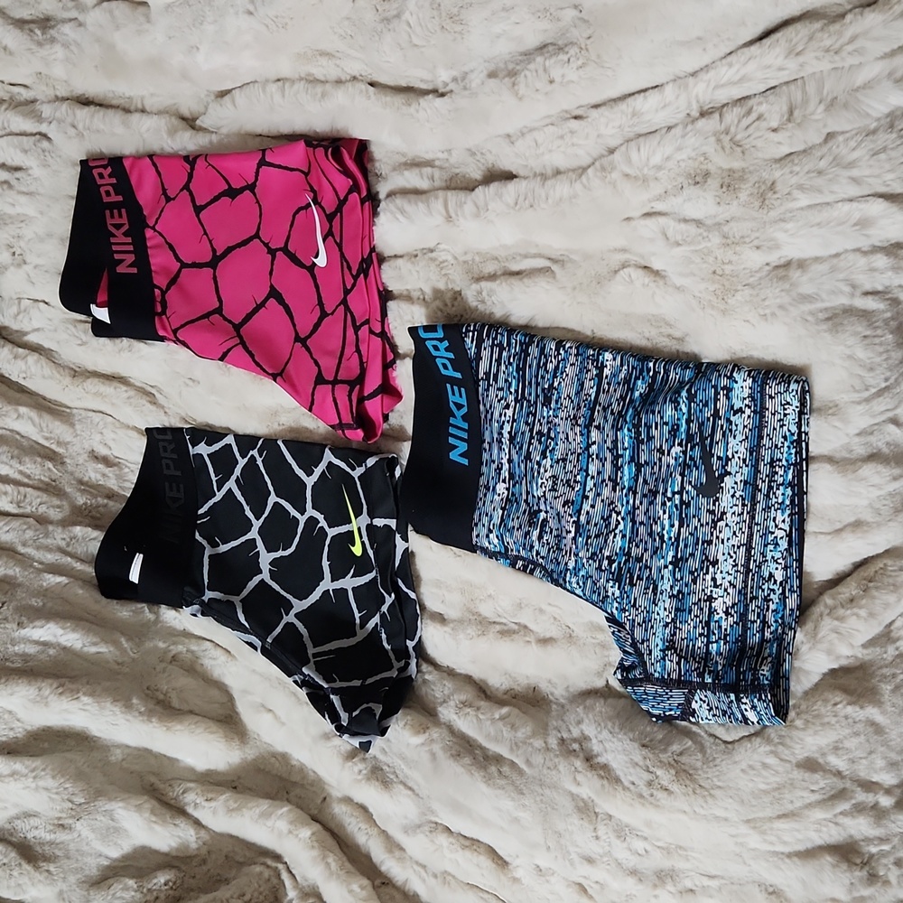 Nike compression shorts